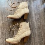 JustFab Isobel Beige Faux Suede Lace Up Block Heel Ankle Boots Women's Sz 7.5 Photo 2