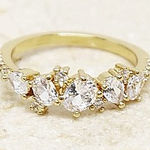 Ettika 
Statement Cubic Zirconia Cluster 18K Gold Plated Ring Photo 0