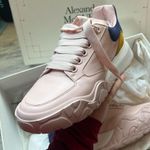 Alexander McQueen FINAL SALE🌻 light pink leather sneakers Photo 10