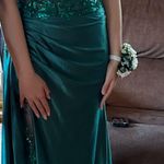 Emerald Green Prom Dress Size 10 Photo 11