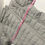 Calvin Klein Jeans puffer jacket womens large puffer jacket 2 zipper pockets Gray Photo 4