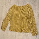 Everly  blouse • size S Photo 5