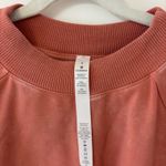 Lululemon  Crewneck Photo 1