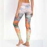 Onzie  Graphic Legging in Free Fly Photo 5