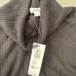 Garage  Long Sleeve Photo 4