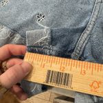 Hollister  Denim Blue Floral Boho Daisy‎ Embroidered Cutoff Jean Shorts 25 0/1 Photo 6