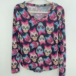 No Boundaries  Black Multi-Color Skulls Bows V-Neck Long Sleeve T-Shirt Small Photo 2