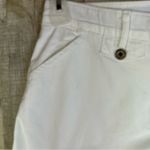 Lee  Total Freedom Size 10M Bermuda MidRise Fit White Short with Belt Loops Photo 5