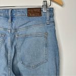 Madewell  The Curvy Perfect Vintage Mom Jeans Size 26 Photo 11