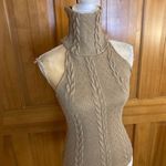 Lavishly Paris NWT, Solid High Neck Tank Top. Photo 4
