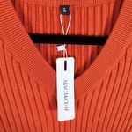 Arach & Cloz NWT Burnt Orange Long Sleeve V Photo 4