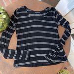 Brandy Melville long sleeve Photo 0