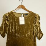 Who What Wear NWT Gold Crushed Velvet Short Sleeve Midi Dress Photo 4