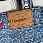 Aeropostale Women’s Light Wash Denim Floral Print Frayed Low Rise Shorts Size3/4 Photo 3