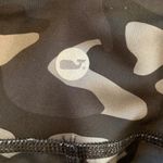 Vineyard Vines Reversible Leggings Photo 2