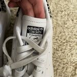 Adidas x stan smith white and leopard print sneakers size 7 Photo 1