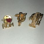 Gold Tone and Red #1 Mom I Love Mom Angel Pin Set Photo 1