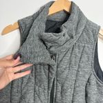 The North Face  Women’s Quilted Puffer Vest Gray Full Zip With Pockets Size Small Photo 5