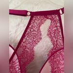 Victoria's Secret Victoria Secret Bra 38DD T Shirt Lightly Lined Berry Banded Logo Trim Lace Back Photo 4