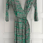 Diane Von Furstenberg  Julian Silk Wrap Dress - size 8 Photo 0