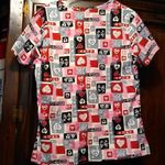 Sb Scrubs NWOT Heart❤️ Print Scrubs Top Photo 3