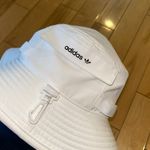 Adidas Bucket Hat Photo 3