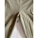 Athleta  Salutation Stash Pocket II Capri Legging Light Green Size Small Photo 2