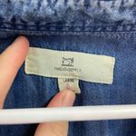 Thread & Supply women's blue denim lightweight medium wash button pocket shirt L Size L Photo 3