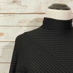 ZARA  W & B Cropped Mockneck Long Sleeve Tee - Black - Medium Photo 5