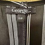 George black and white striped sleeveless top Photo 7
