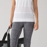 Lululemon wunder under pant 111-Line up white black 6 $98 Photo 0