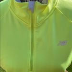 New Balance quarter zip sweatshirt, Medium Photo 1
