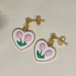 Handmade  Tulip Earrings Photo 0