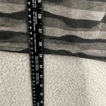 Art and Soul Top Women M Gray Black Wavy Striped Casual 3/4 Sleeve Tunic Size M Photo 4