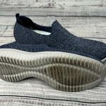 Skechers  Women's Ultra Flex-Harmonious Sneaker 6.5 Photo 3