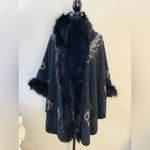 Nice, dressy,comfy poncho 🌹🌹🌹 Gray Size undefined Photo 6