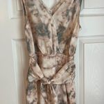 Vestique Romper Photo 0