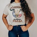 Foreigner Don't Mess With Texas Cowskull Beige Short Sleeve Cropped Tee S/M Tan Photo 0