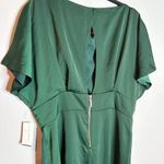 Alexia Admor NWT  Wide-Leg Satin Jumpsuit Dark Green Photo 5
