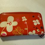 Pylones large "Voyage" wallet with a white flower/orchid pattern red Background Photo 3