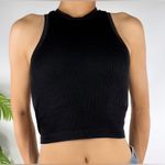 Pro-Fit NWT - Seamless Crop Tank Top. Photo 0