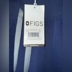 FIGS  Women’s High Waisted Navy Livingston Basic Scrub Pant NEW SMALL Photo 1