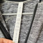 Lululemon Daily Practice Jacket Women’s Size 4 Space Dye Camo Black Hooded Photo 8