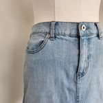American Vintage Y2K Axcess Liz Claiborne Light Wash Embroidered Denim Mini Skirt Size 12 Photo 2