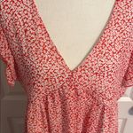 Red Floral V Photo 2