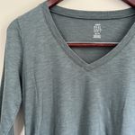 Aerie  Women’s Real Soft Long Sleeve V-Neck Shirt Size XS Photo 1