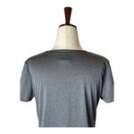 Alo Yoga  Gray Short Sleeve Crew Neck Alosoft Finesse Athletic‎ Tee Size XS Photo 4