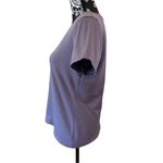 Under Armour  Heat Gear Loose Fit T Shirt Athletic Sporty Photo 2