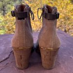 Lucky Brand  Size 8.5/38.5 ECHO Tan Brown Lace-Up Suede Leather Heeled Boots Photo 4