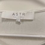 ASTR  the label white front tie Tank top sleeveless Photo 3